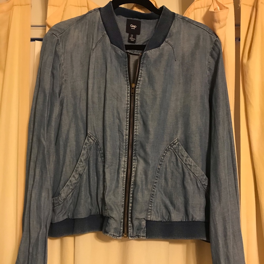 Gap Jean zip up